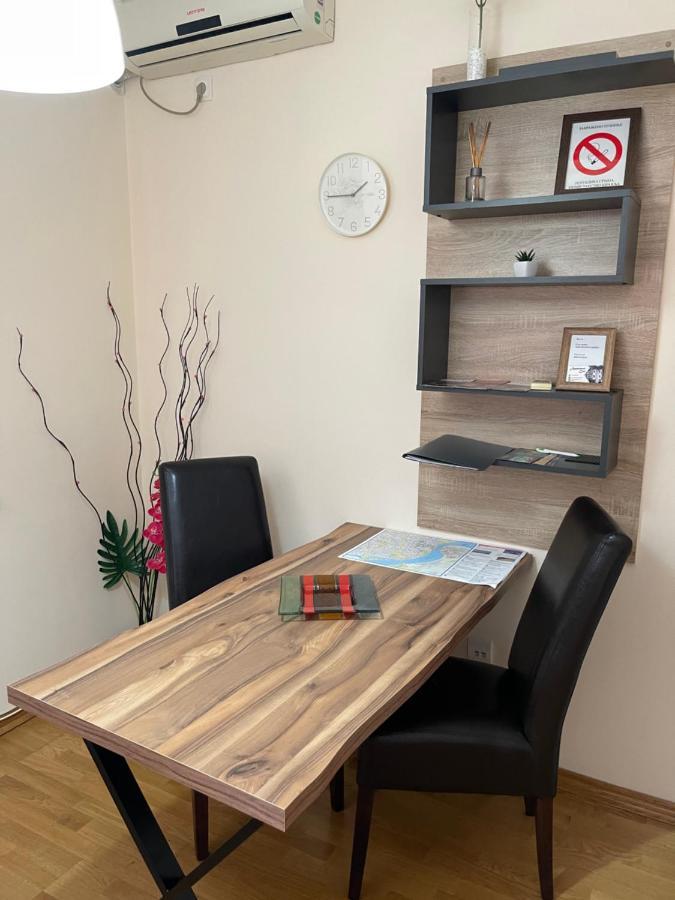 Apartment Orchid 021 نوفي ساد المظهر الخارجي الصورة